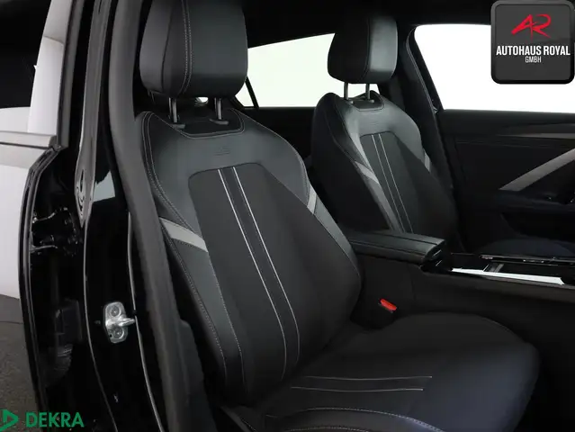 Opel Astra view 10