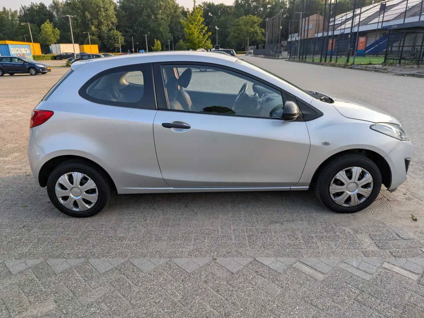Mazda 2 2 1.3 Cool Zilver - 2