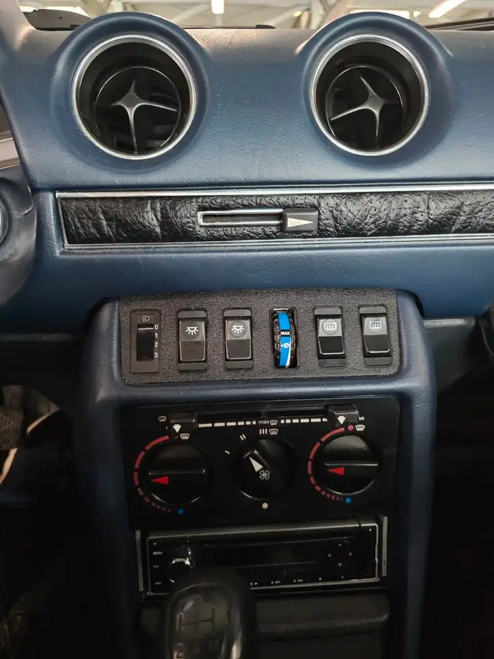 Mercedes-Benz 200 W123 Oldtimer H Kennzeichen Klimaanlage AHK, foto 10