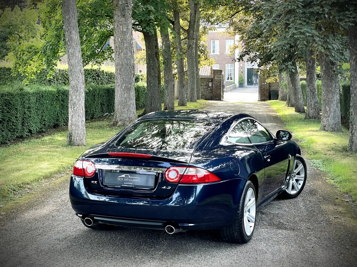 Jaguar XK 4.2 V8 Coupé / YOUNGTIMER / FULLE SERVICE FILE / X Blauw - 2