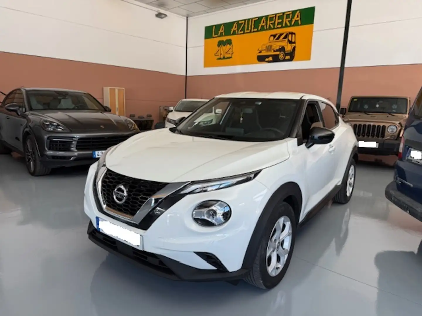 Nissan Juke 1.0 DIG-T N-Connecta 4x2 DCT 7 117 Blanco - 1