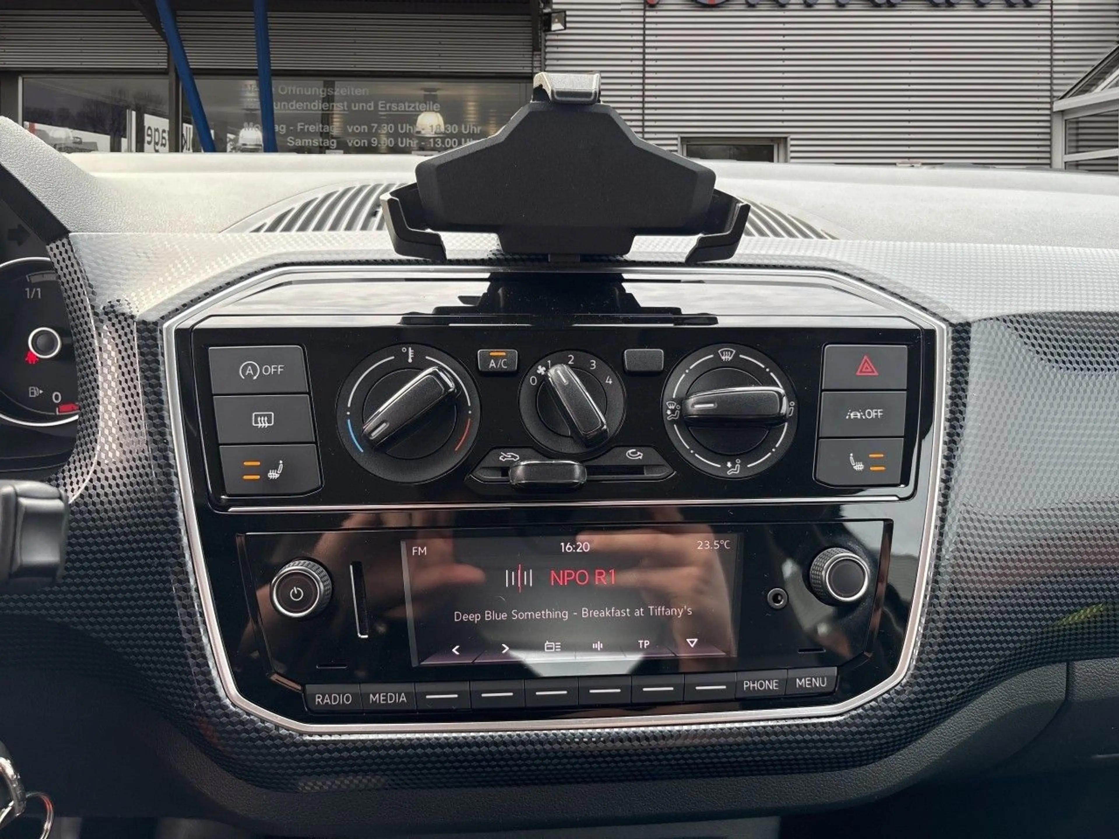 Volkswagen up! up move up! R-Kamera Sitzh PDC — photo 16