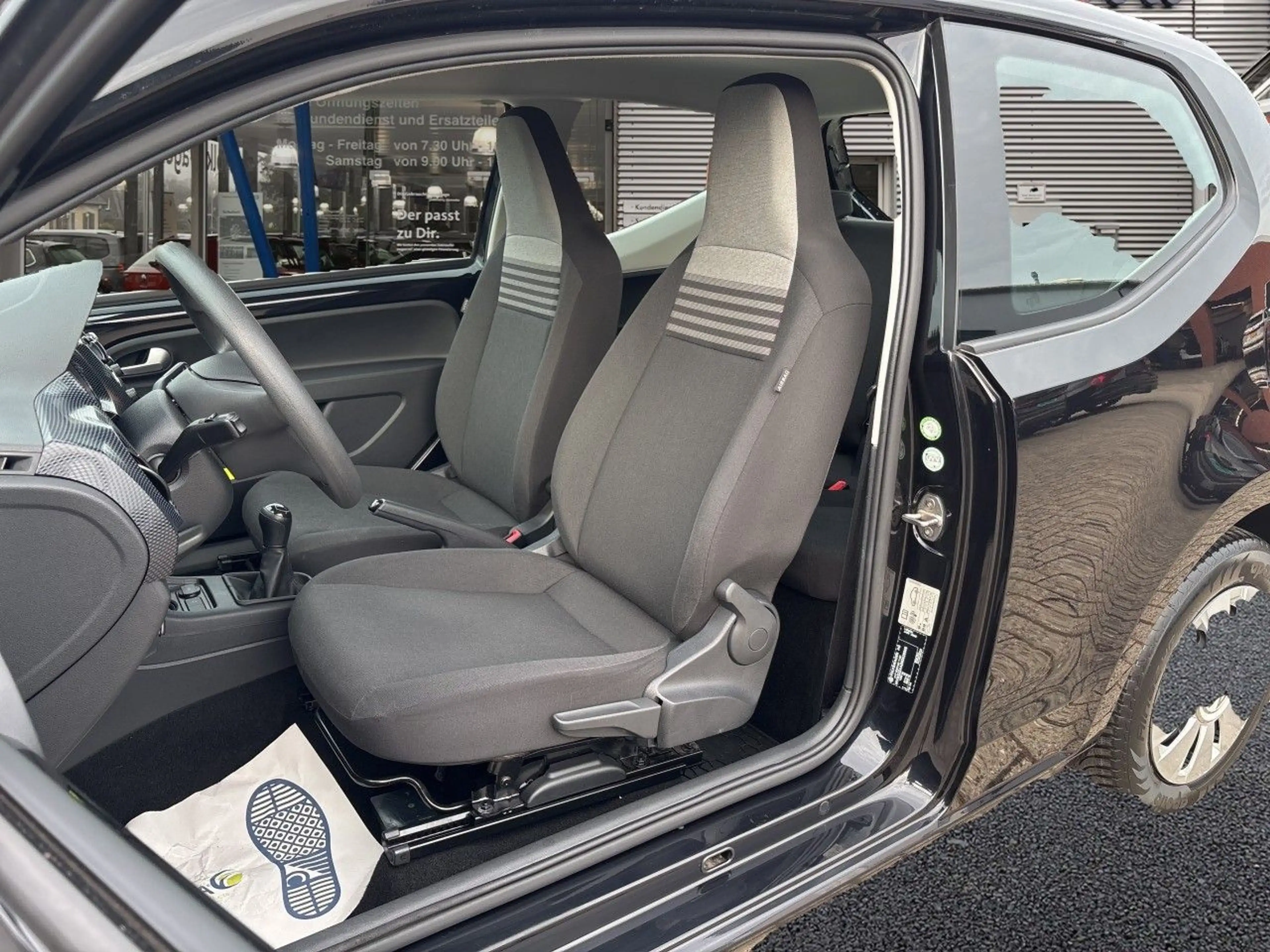 Volkswagen up! up move up! R-Kamera Sitzh PDC — photo 11