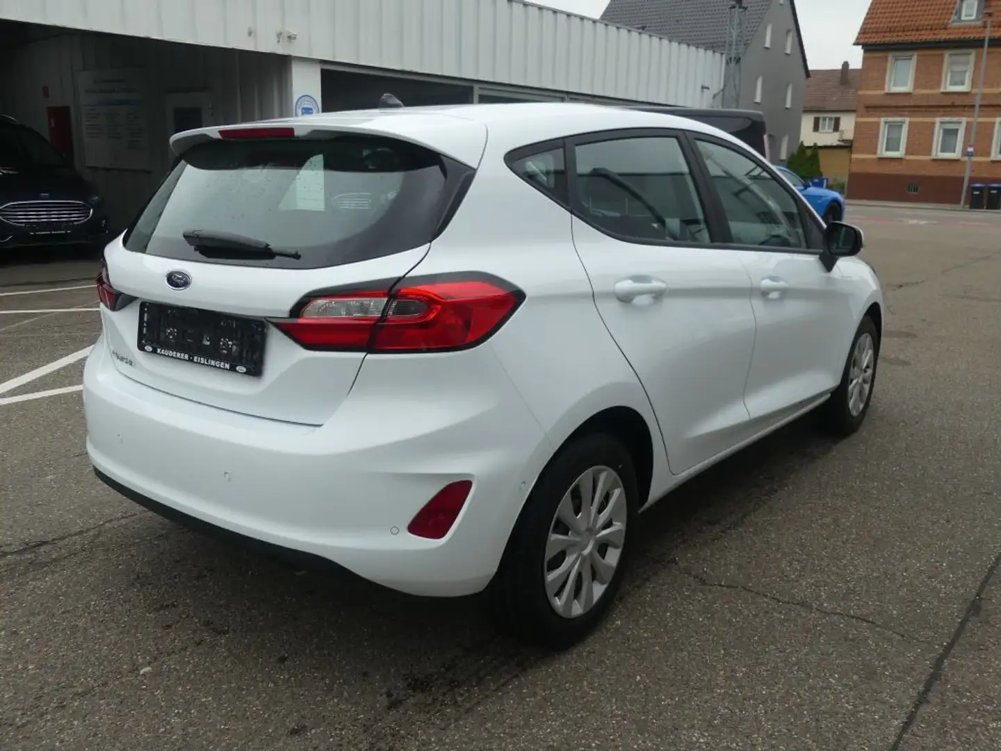 Ford Fiesta 1.0 EcoBoost S&S COOL&CONNECT Blanco - 2