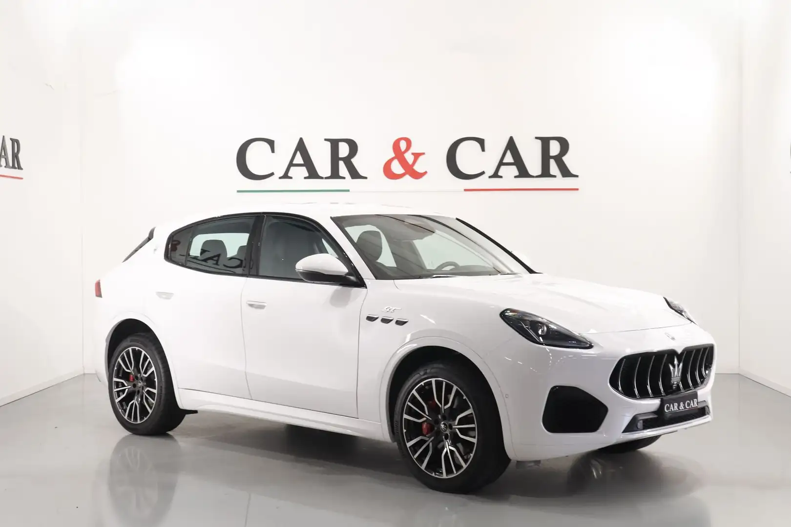 Maserati Grecale MHEV 250 CV AWD GT Bianco - 1
