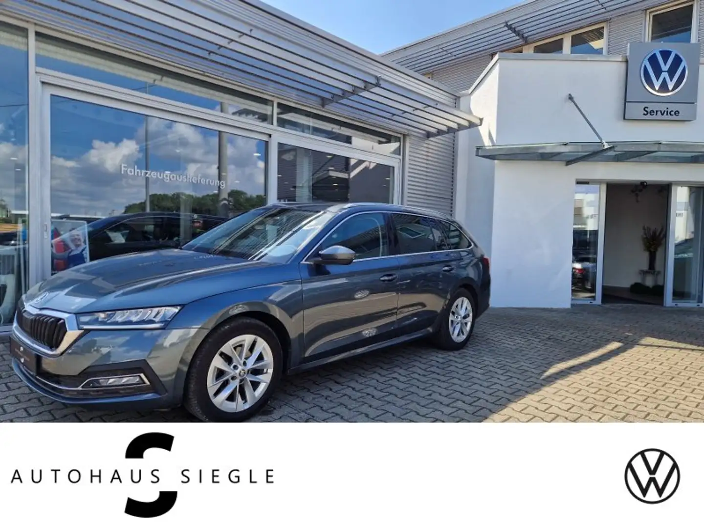 Skoda Octavia Octavia Combi 2.0 TDI First Edition DSG Navi ACC Grau - 1