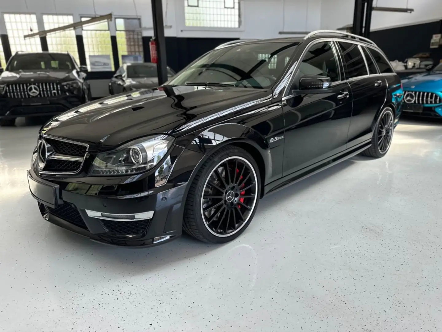 Mercedes-Benz C 63 AMG C 63 T AMG / Neuwagenzustand / Servicegepflegt Schwarz - 1