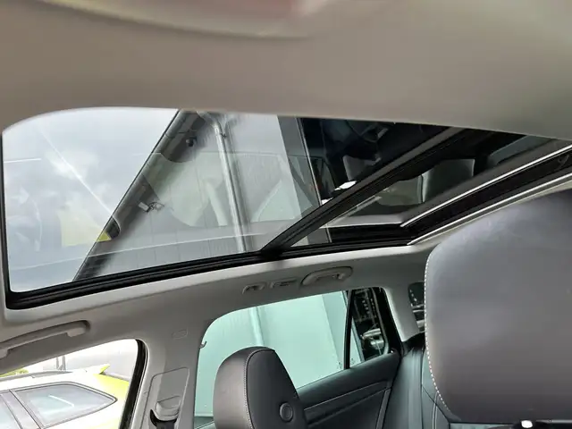 Skoda Superb view 12