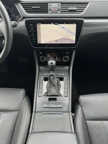 Skoda Superb view 15