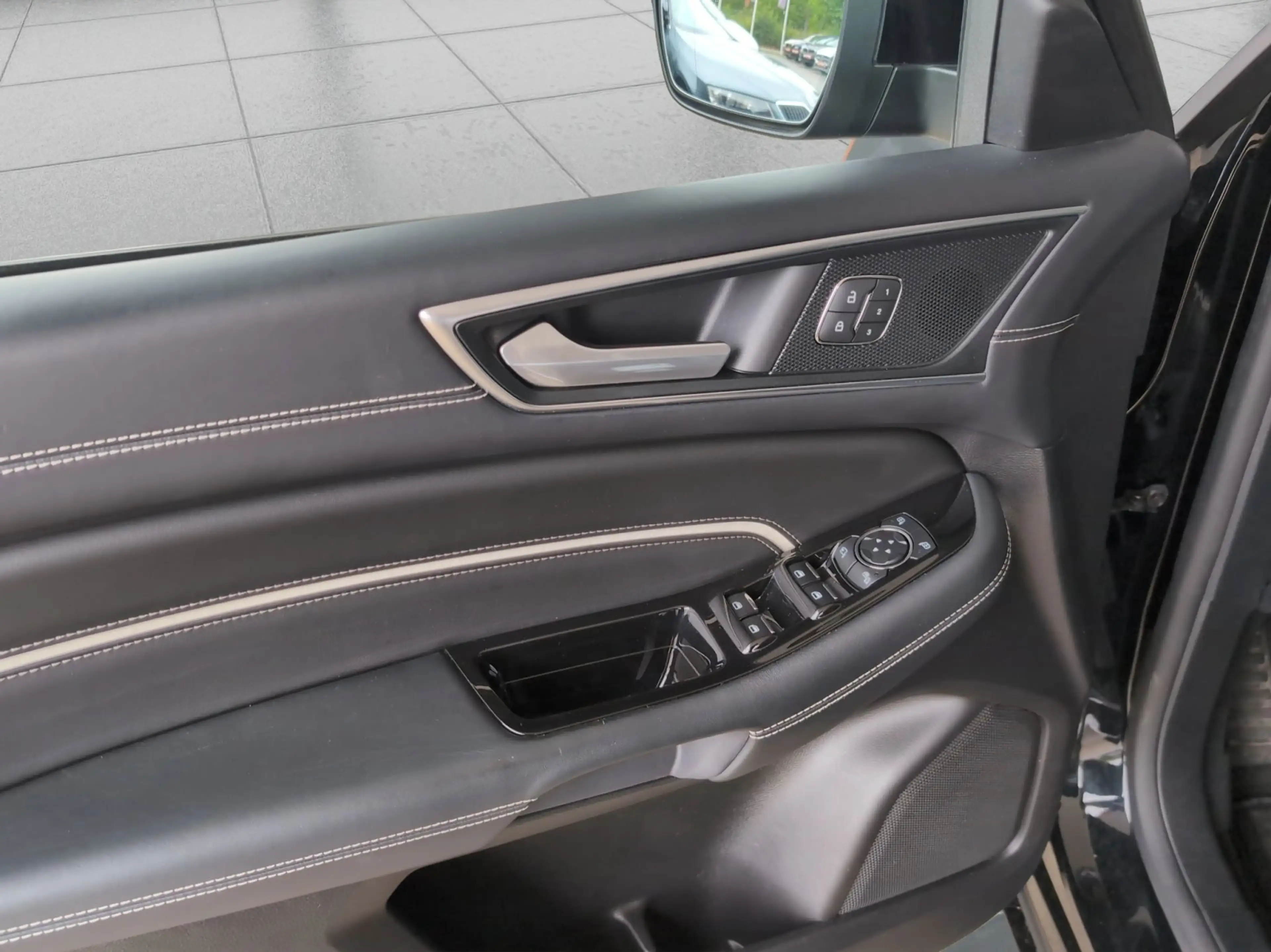 Ford S-Max 2.0 TDCi Vignale /LED/Pano/AHK/el.Heck./Kamera — photo 13
