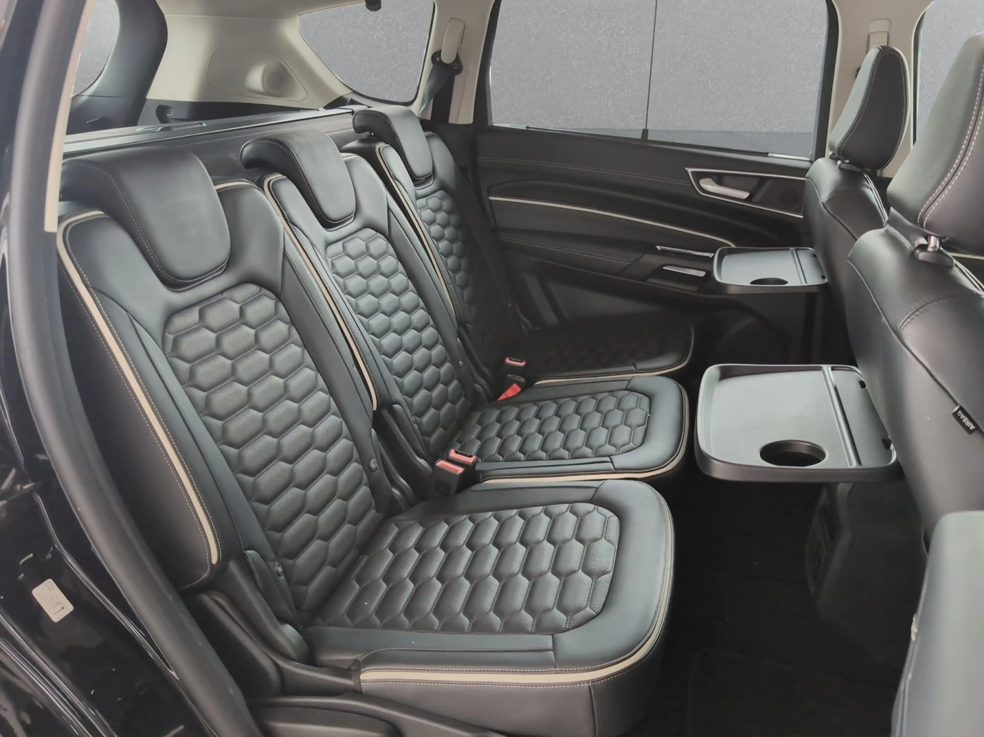 Ford S-Max 2.0 TDCi Vignale /LED/Pano/AHK/el.Heck./Kamera — photo 8