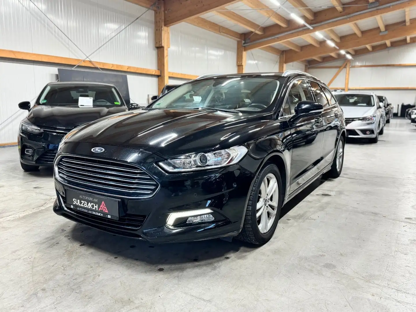 Ford Mondeo Turnier Titanium/SHZ/PDC/PARKASISS. Noir - 1