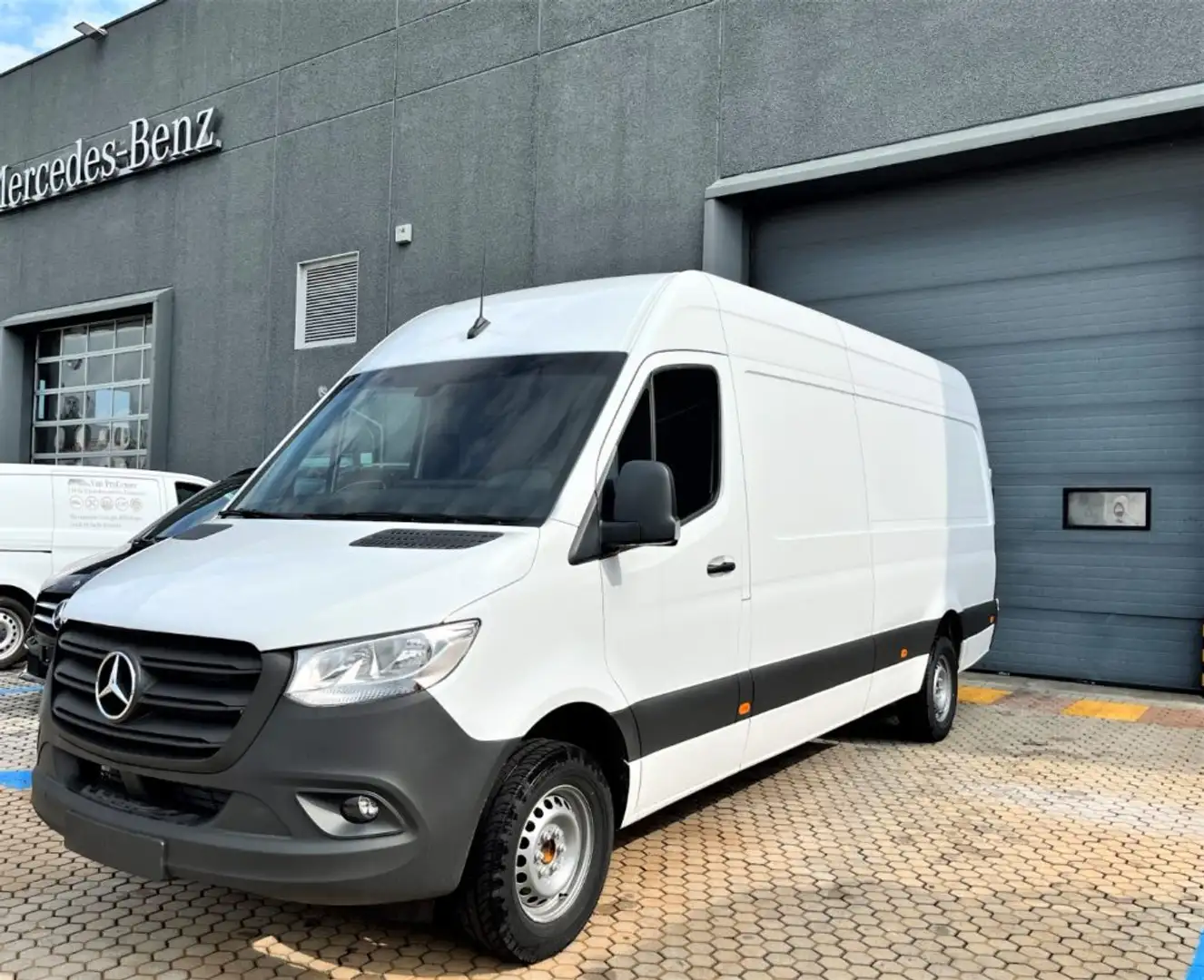 Mercedes-Benz Sprinter 317 43/35 Furgone PRO Blanc - 1
