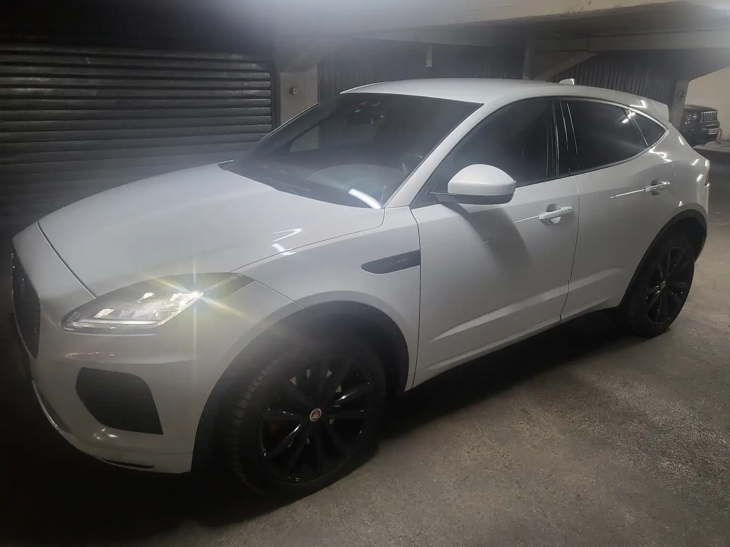 Jaguar E-Pace 2.0 i4 R-Dynamic HSE awd 249cv auto my19 Blanc - 2