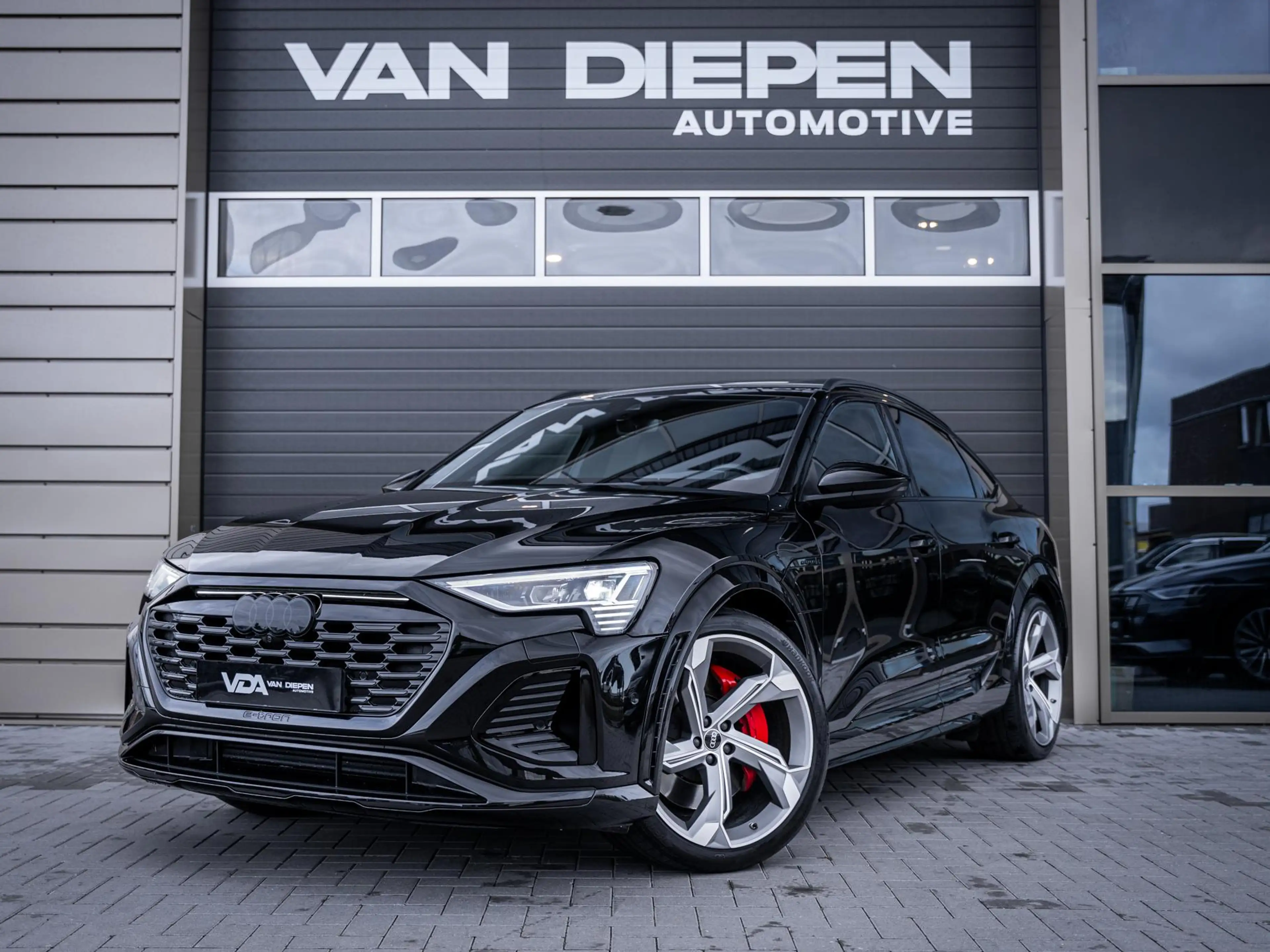 Audi SQ8 e-tron Sportback S quattro 115 kWh - Pano l Matrix l B&O