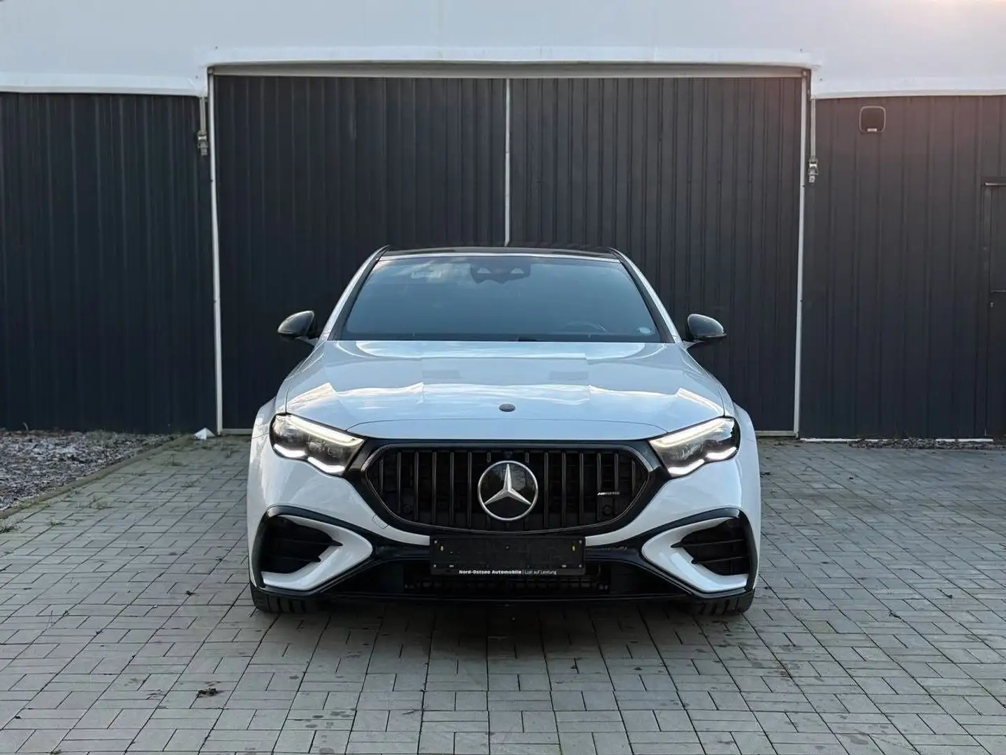 Mercedes-Benz E 53 AMG NEW MODEL PLUG IN 585PK MEGA VOL/PERFOR/PREMIUM+ Weiß - 2