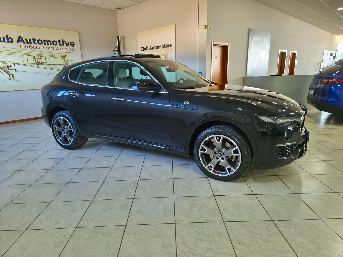 Maserati Levante Levante  2.0 mhev GT 330cv auto Noir - 2