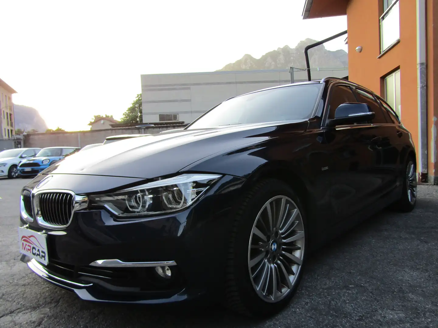 BMW 320 Serie 3 F31 2015 Touring 320d Touring Luxury auto Blauw - 1