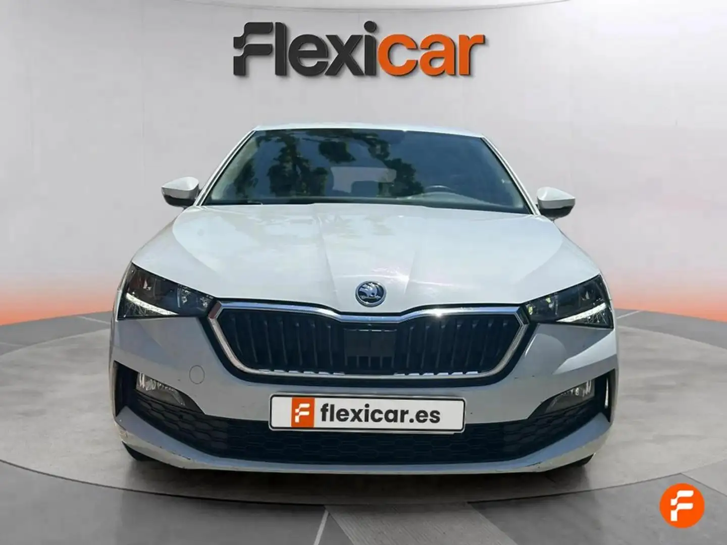 Skoda Scala 1.0 TSI 81KW (110 CV) Ambition Blanc - 2