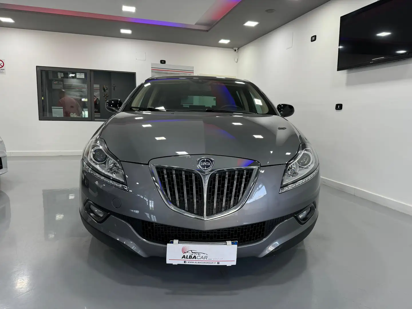Lancia Delta 1.6 mjt Oro 120cv dpf Grigio - 2