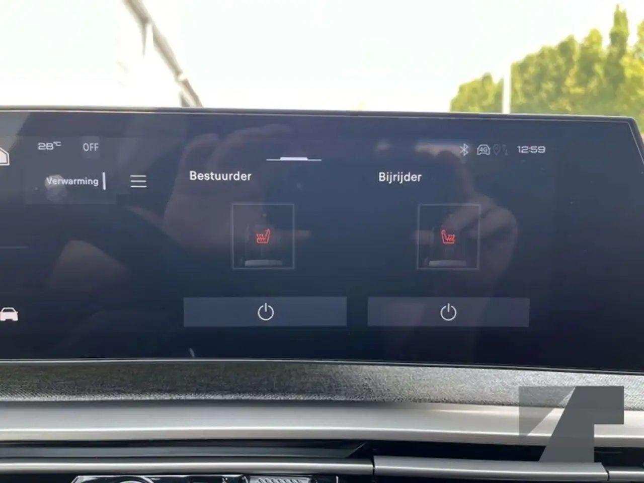 Peugeot 5008 Hybrid 136 GT 36