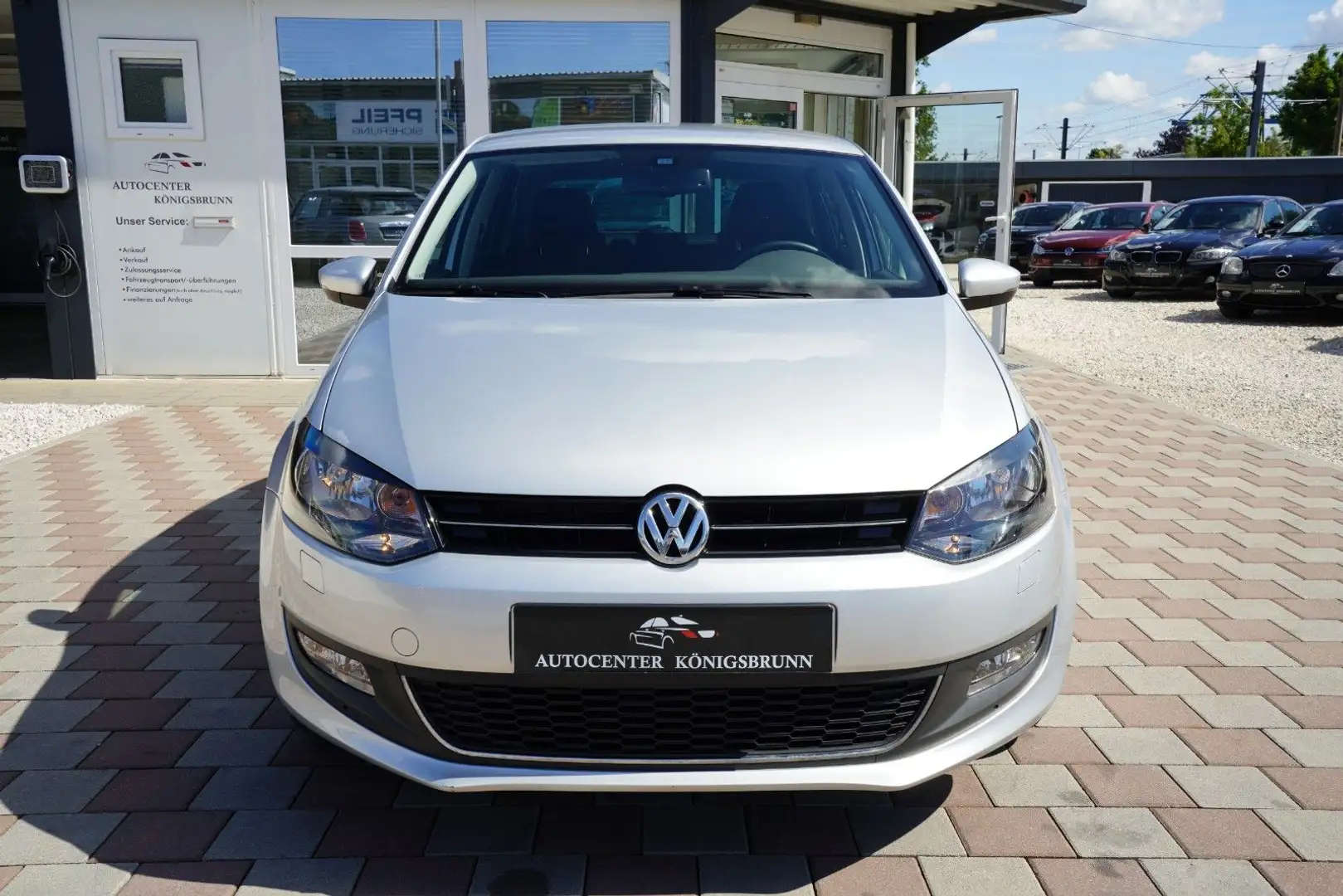 Volkswagen Polo 1.2 Life*2Hand*Tempomat*SHZ*PDC*8Fach*Klima Argent - 2