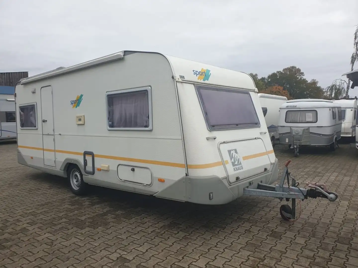 Knaus Sport 550TK Sackmarkise Autark 5-Schlafplätze - 1