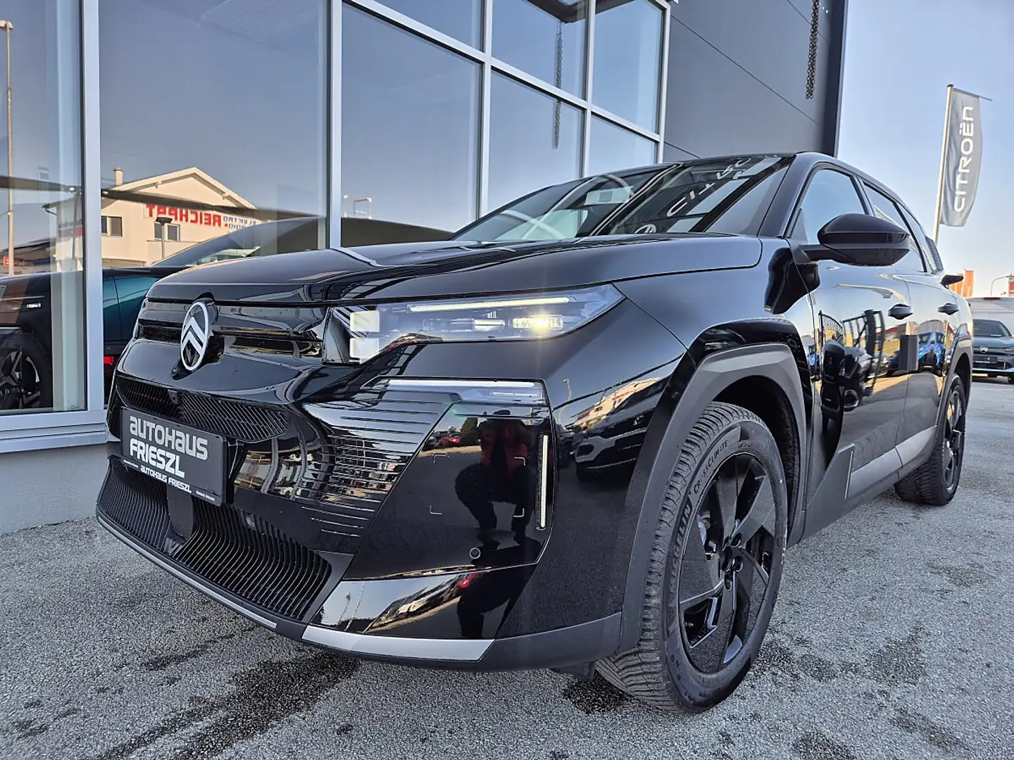 Citroen C5 Aircross mHEV 145 Max Aut. Schwarz - 1