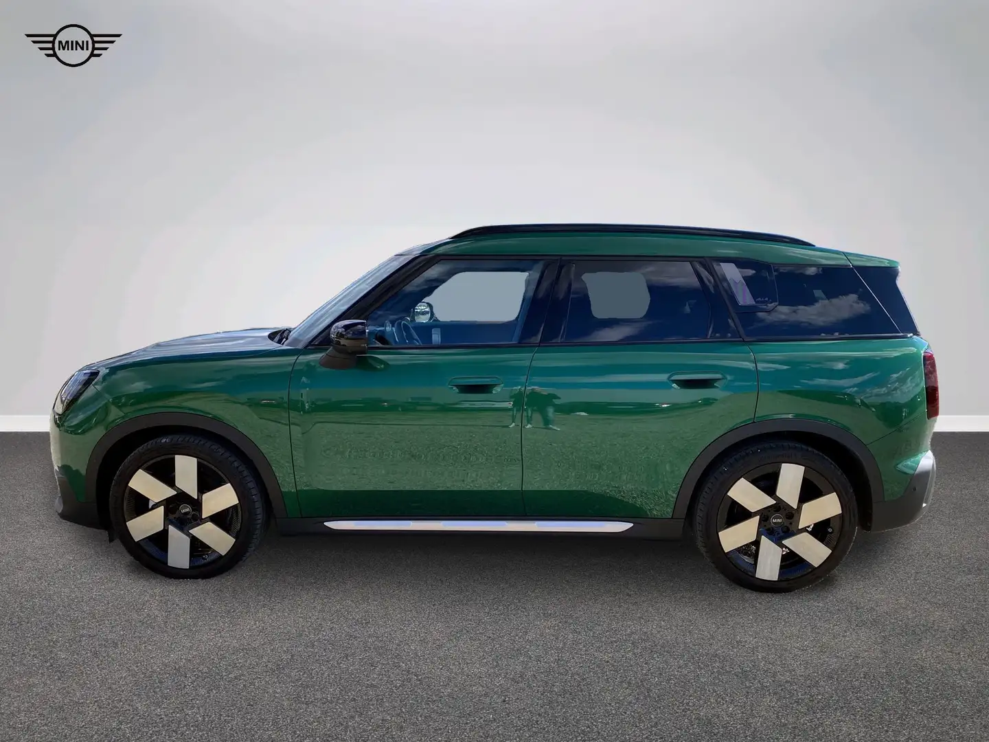 MINI Countryman SE All4 Favoured Vert - 2