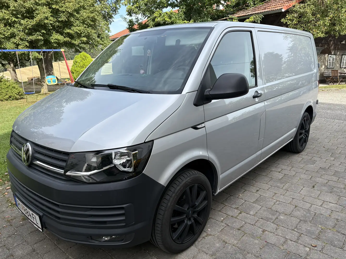 Volkswagen T6 Transporter Silber - 2