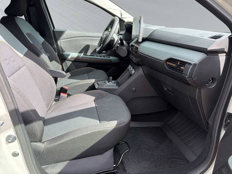 Dacia Jogger Extreme Eco-G 120 auto — photo 10