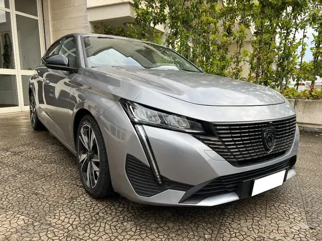 Peugeot 308 BlueHDi 130 S&S EAT8 Allure