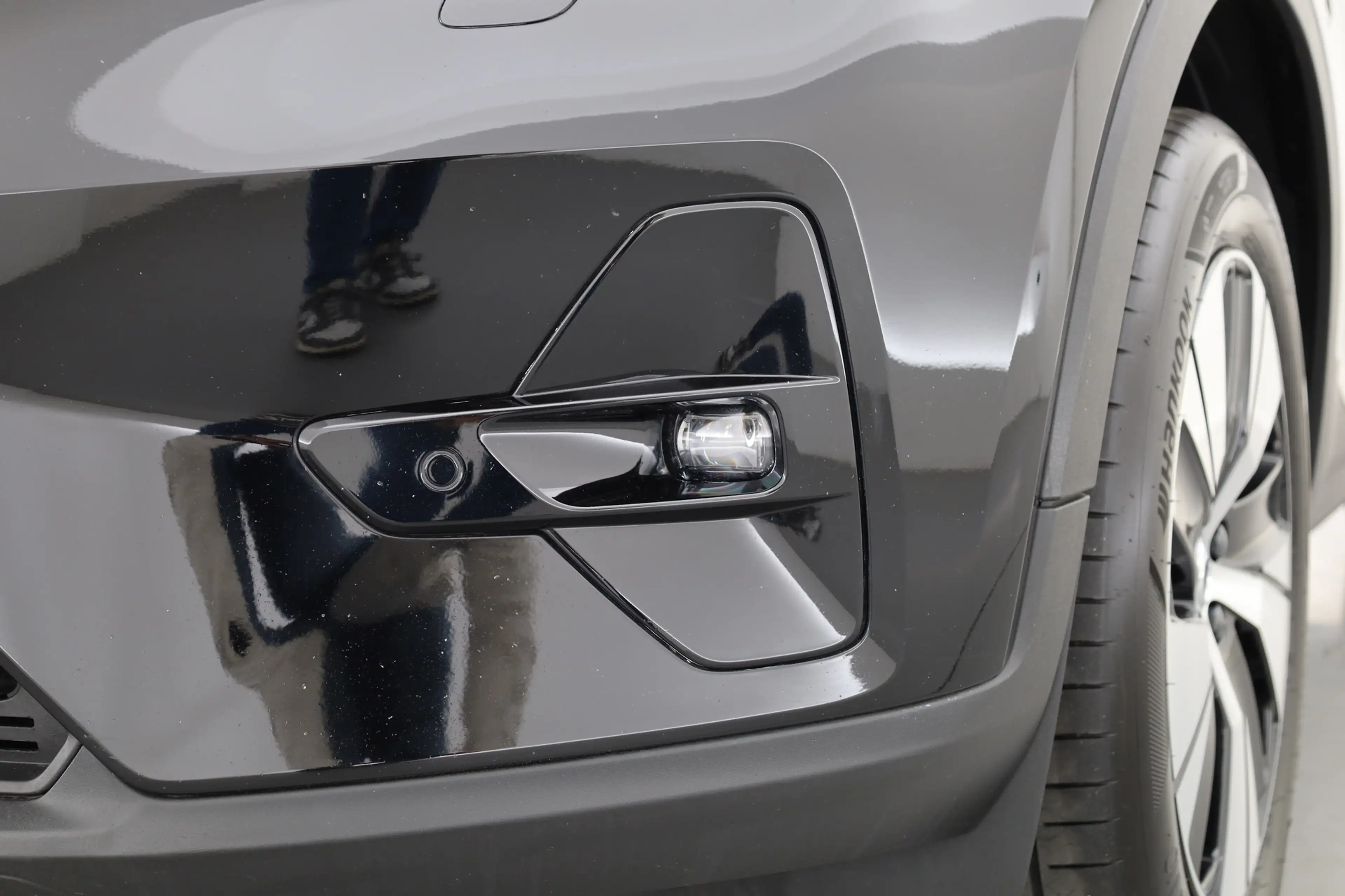Volvo XC40 1.5 T5 Plug-in hybrid Plus Dark | Trekhaak | 360 c — photo 40