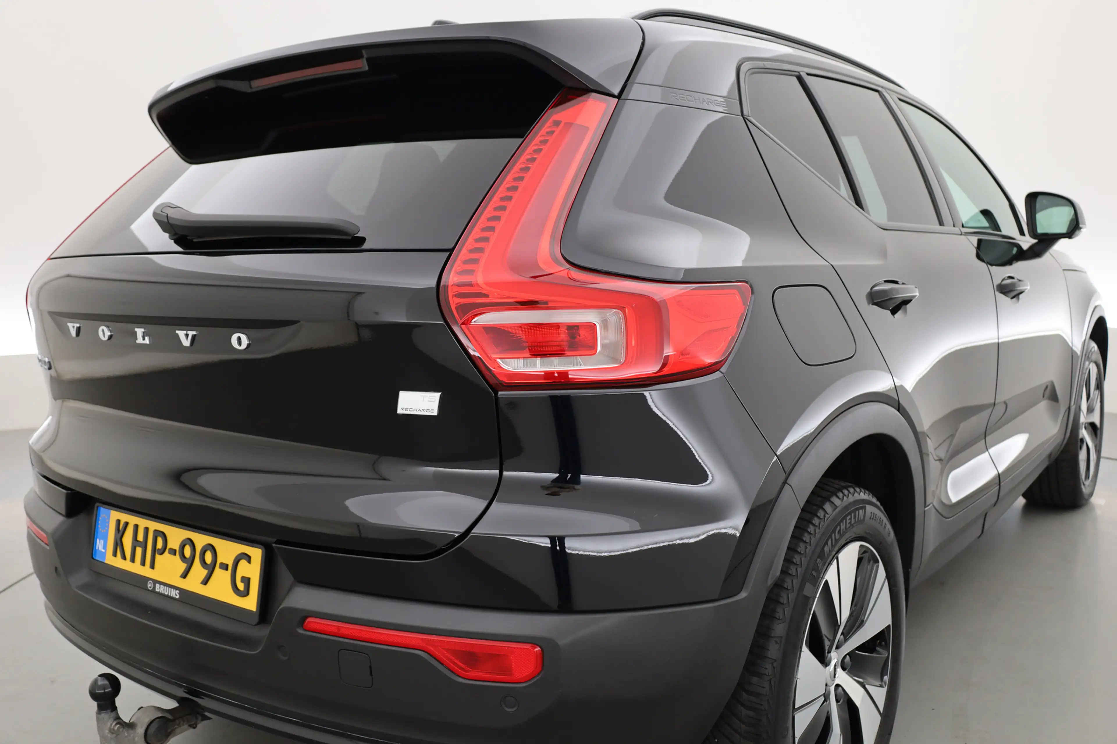 Volvo XC40 1.5 T5 Plug-in hybrid Plus Dark | Trekhaak | 360 c — photo 46