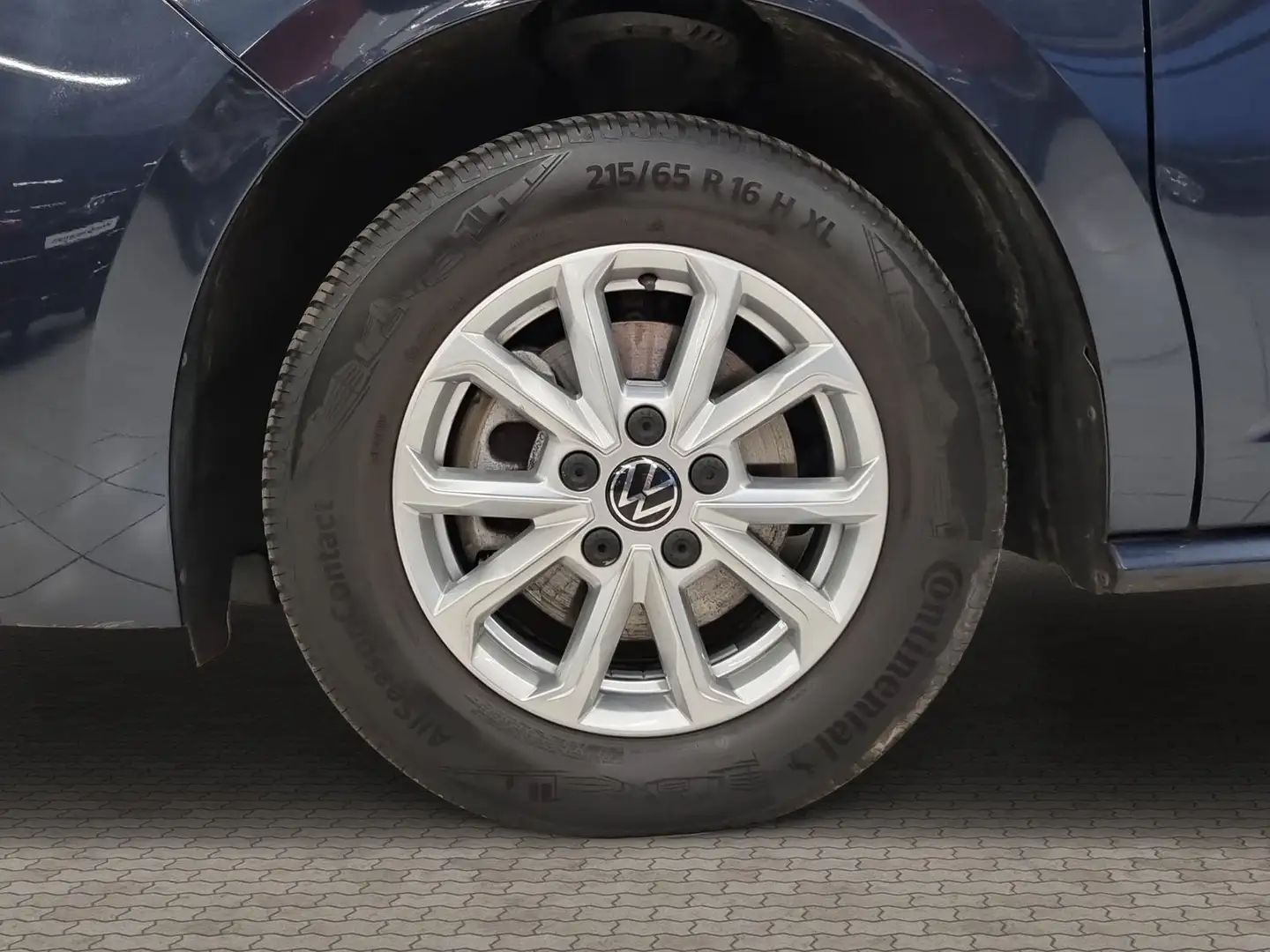 Volkswagen T7 Multivan 2.0 TDI Life lang Klima LED APP LR Blau - 2