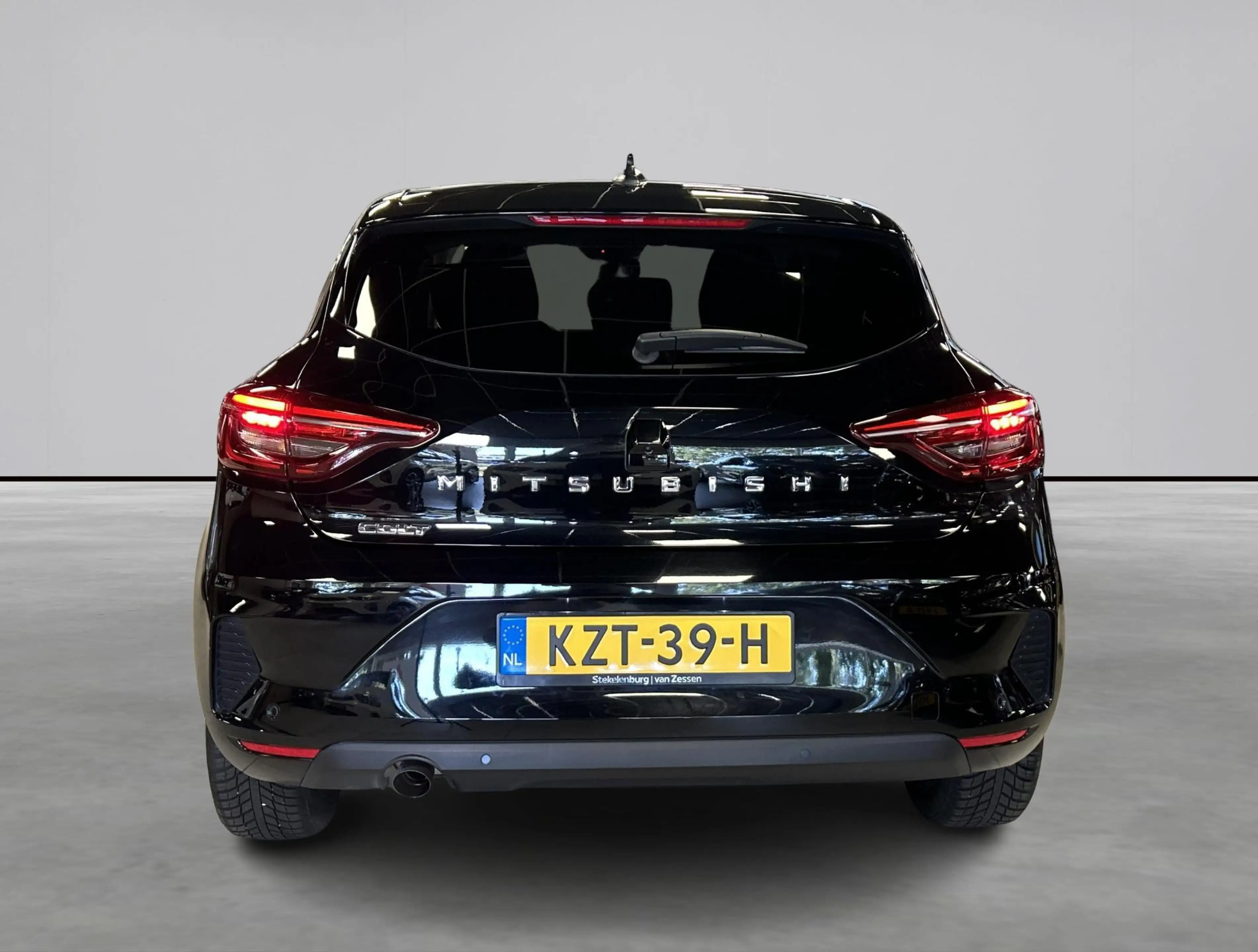 Mitsubishi Colt 1.0T MT Intense — photo 4