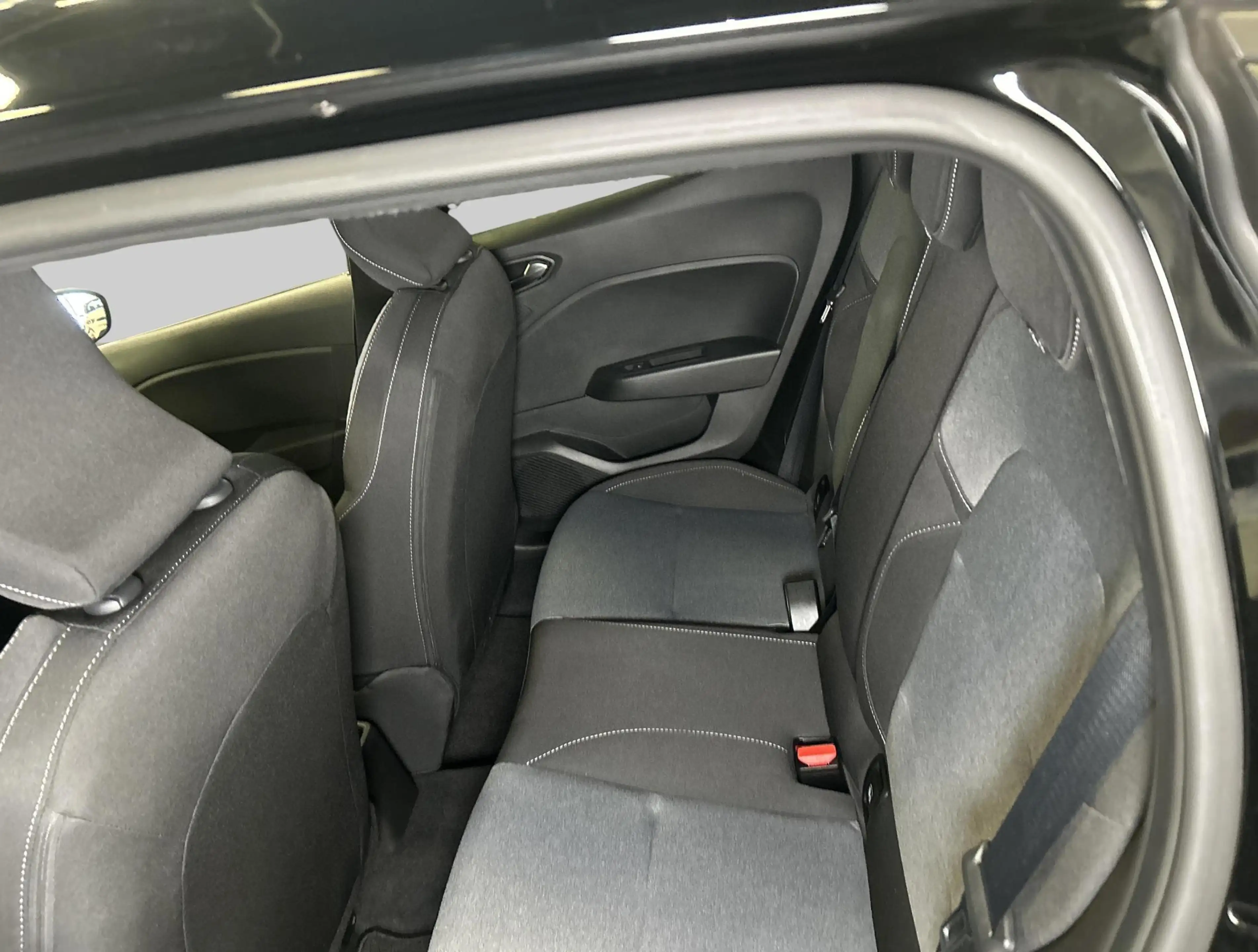 Mitsubishi Colt 1.0T MT Intense — photo 9