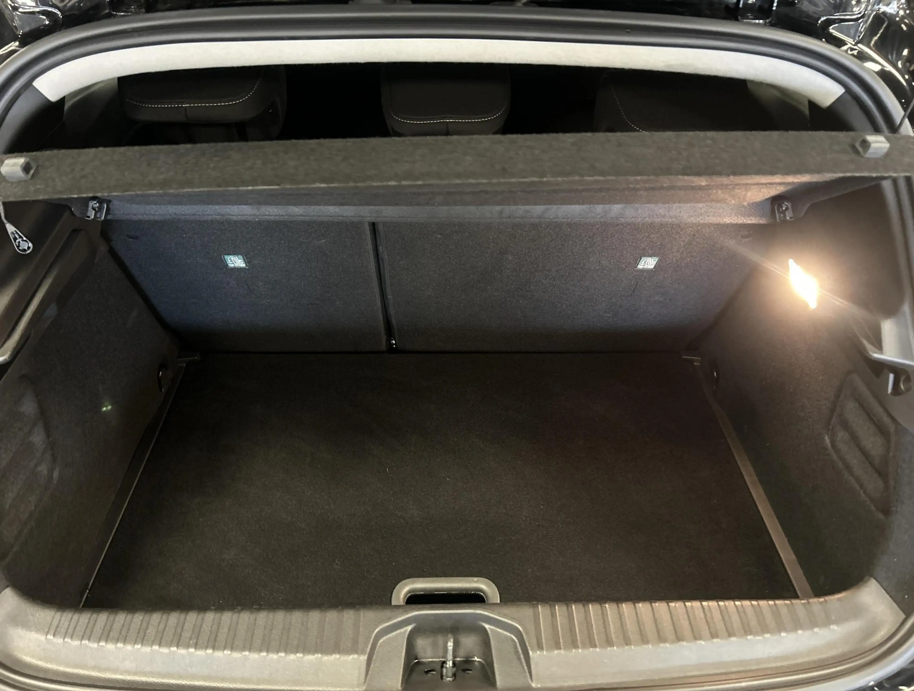 Mitsubishi Colt 1.0T MT Intense — photo 11