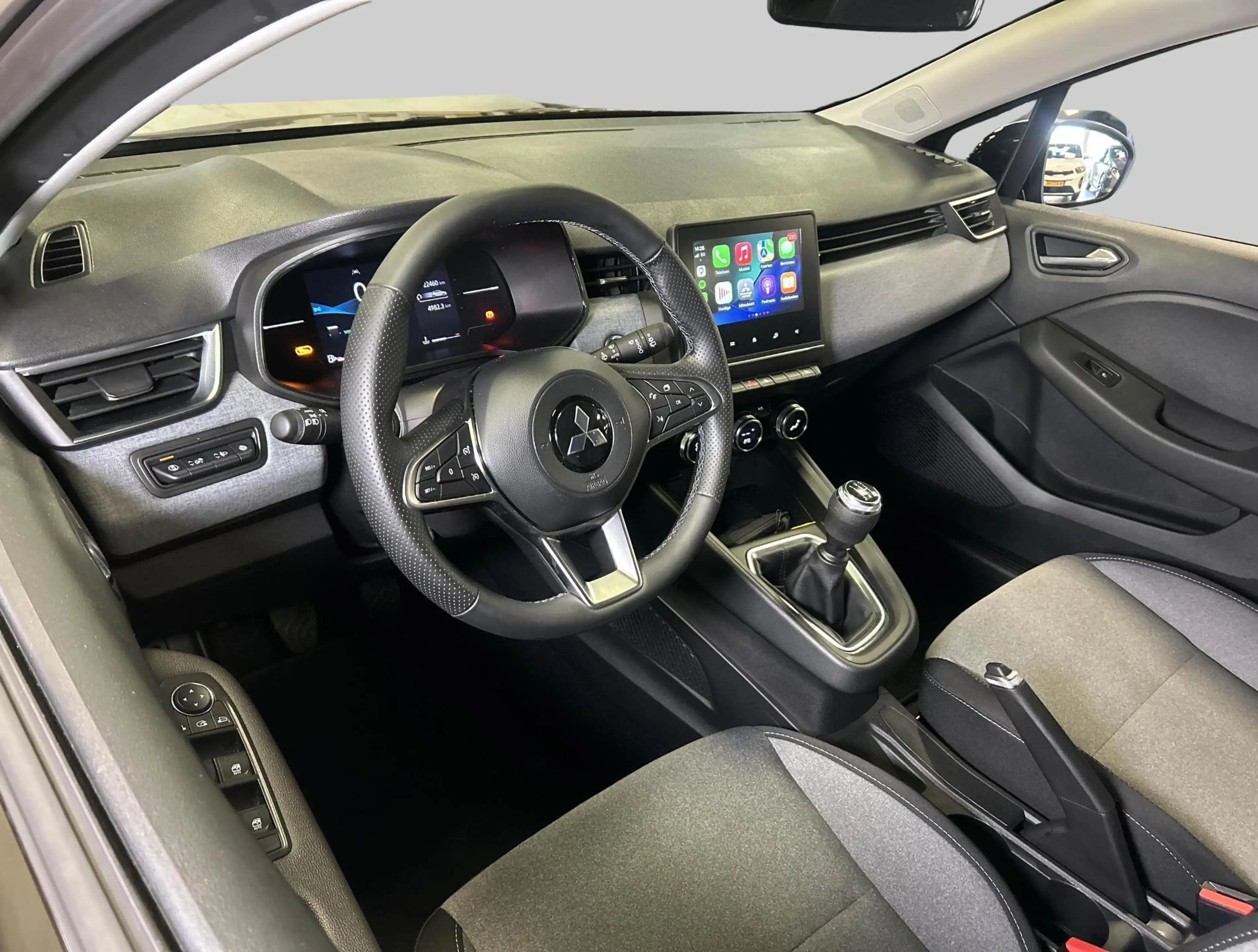 Mitsubishi Colt 1.0T MT Intense — photo 8