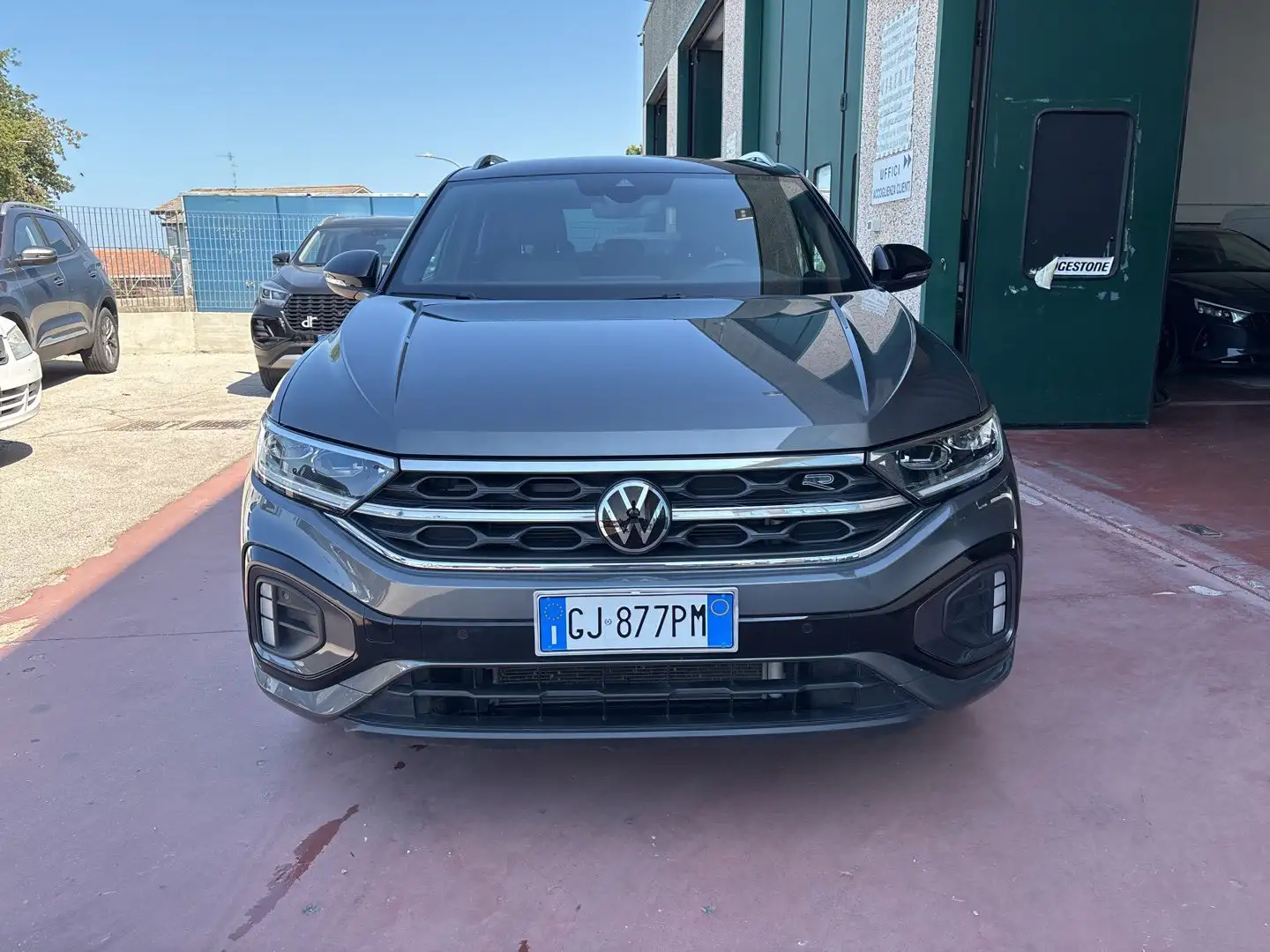 Volkswagen T-Roc 1.0 TSI R-Line Gris - 2