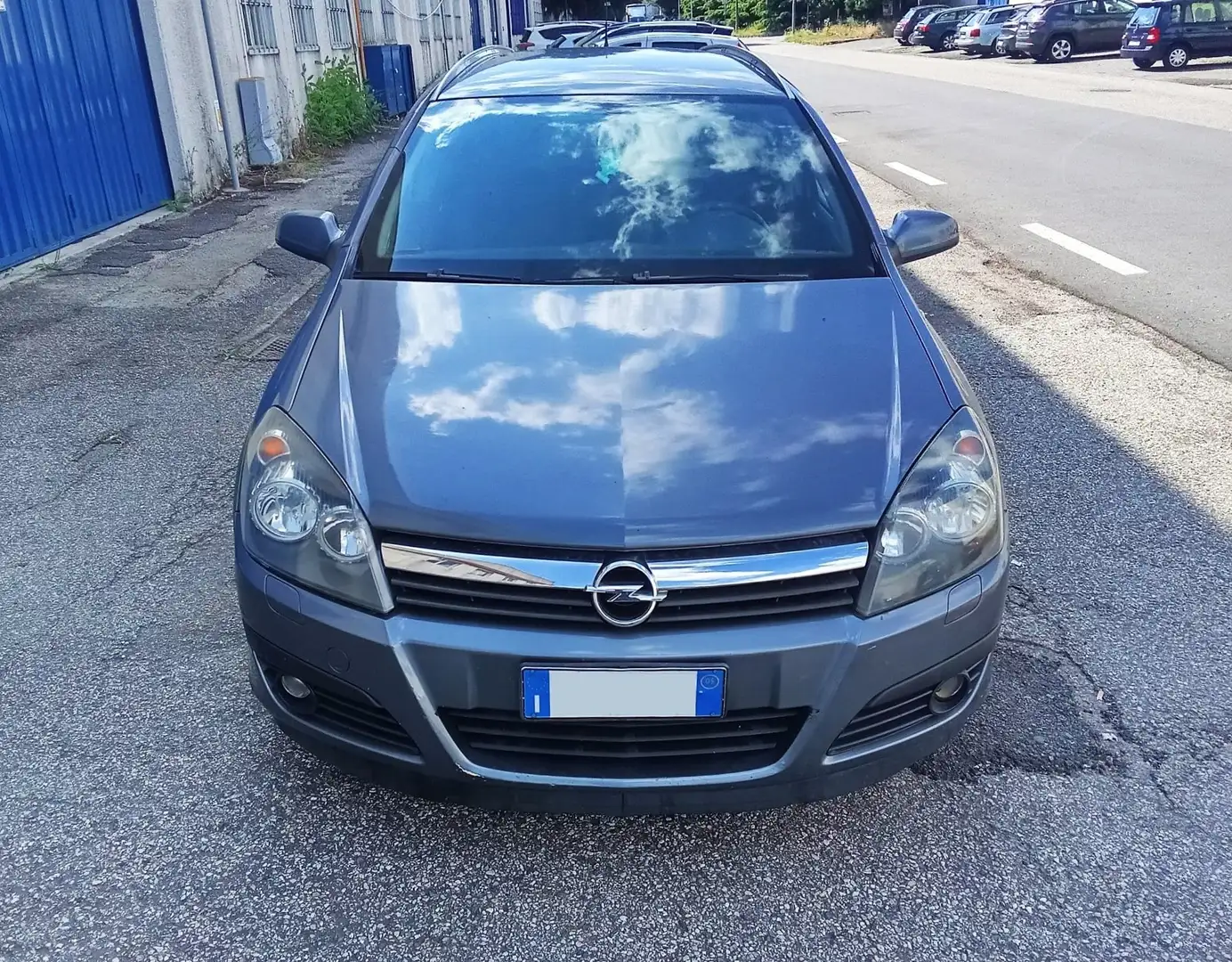 Opel Astra SW 1.6 twinport Cosmo *UNIPROPRIETARIO* Gris - 2