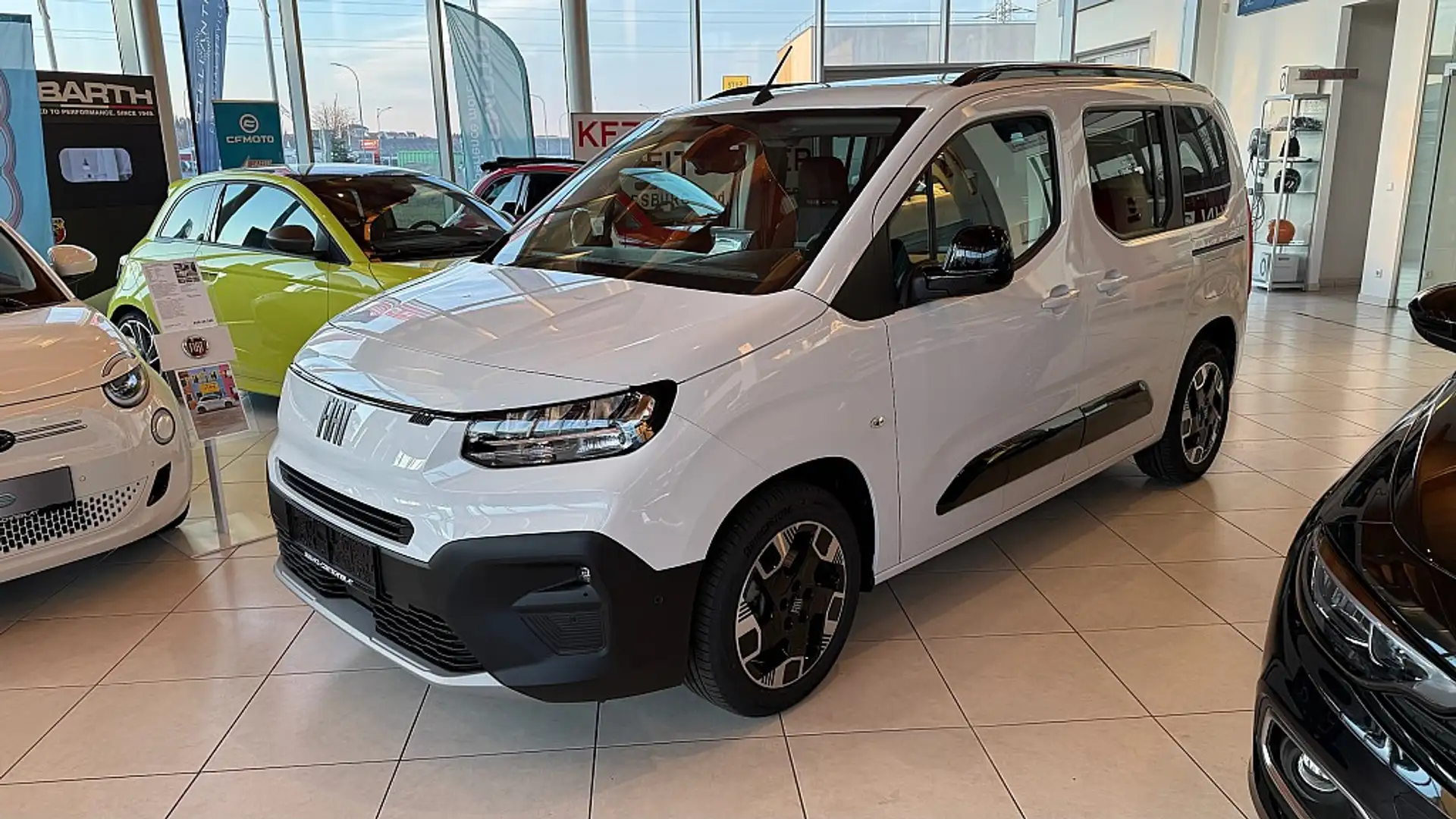 Fiat Doblo M BlueHDi 130 S&S Aut. Weiß - 1