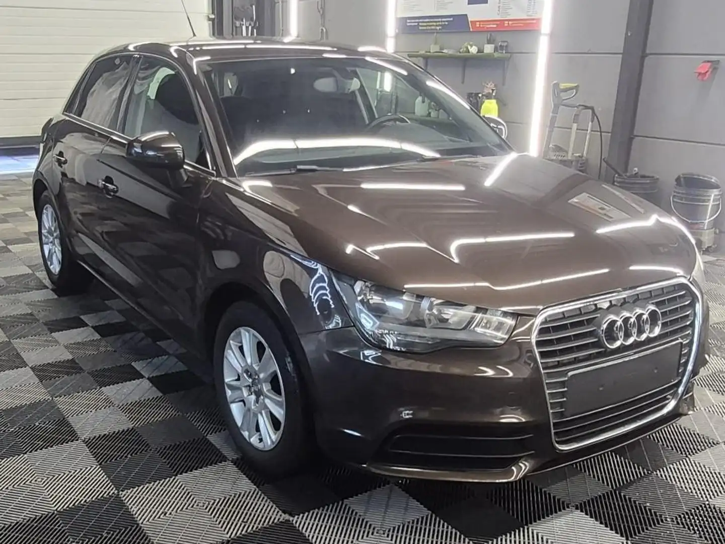 Audi A1 1.2 TFSI Sportback bj. 2012 GEKEURD 177500km - 1