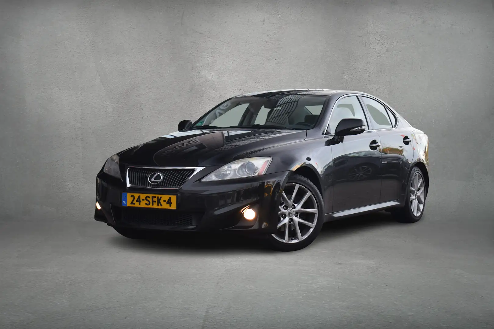 Lexus IS 250 High Edition V6 | Trekhaak | Leer | Stoelverw. | C Nero - 2