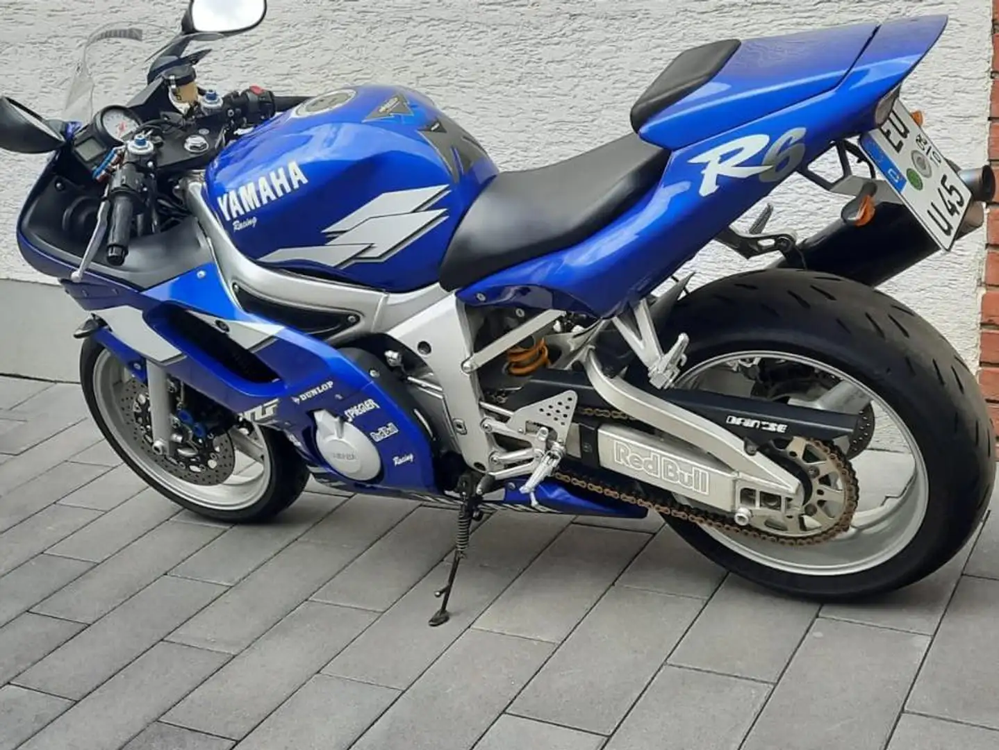 Yamaha YZF-R6 RJ03 Blau - 1