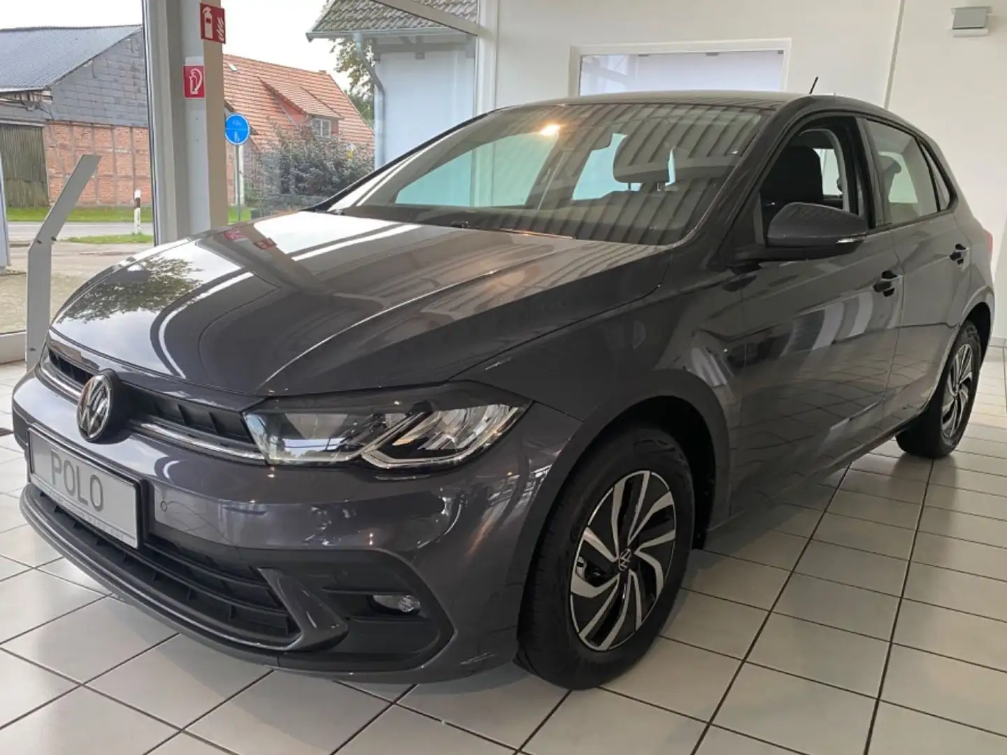 Volkswagen Polo VI Life, Alu 15", GRA,APP Connect, LED Grijs - 1