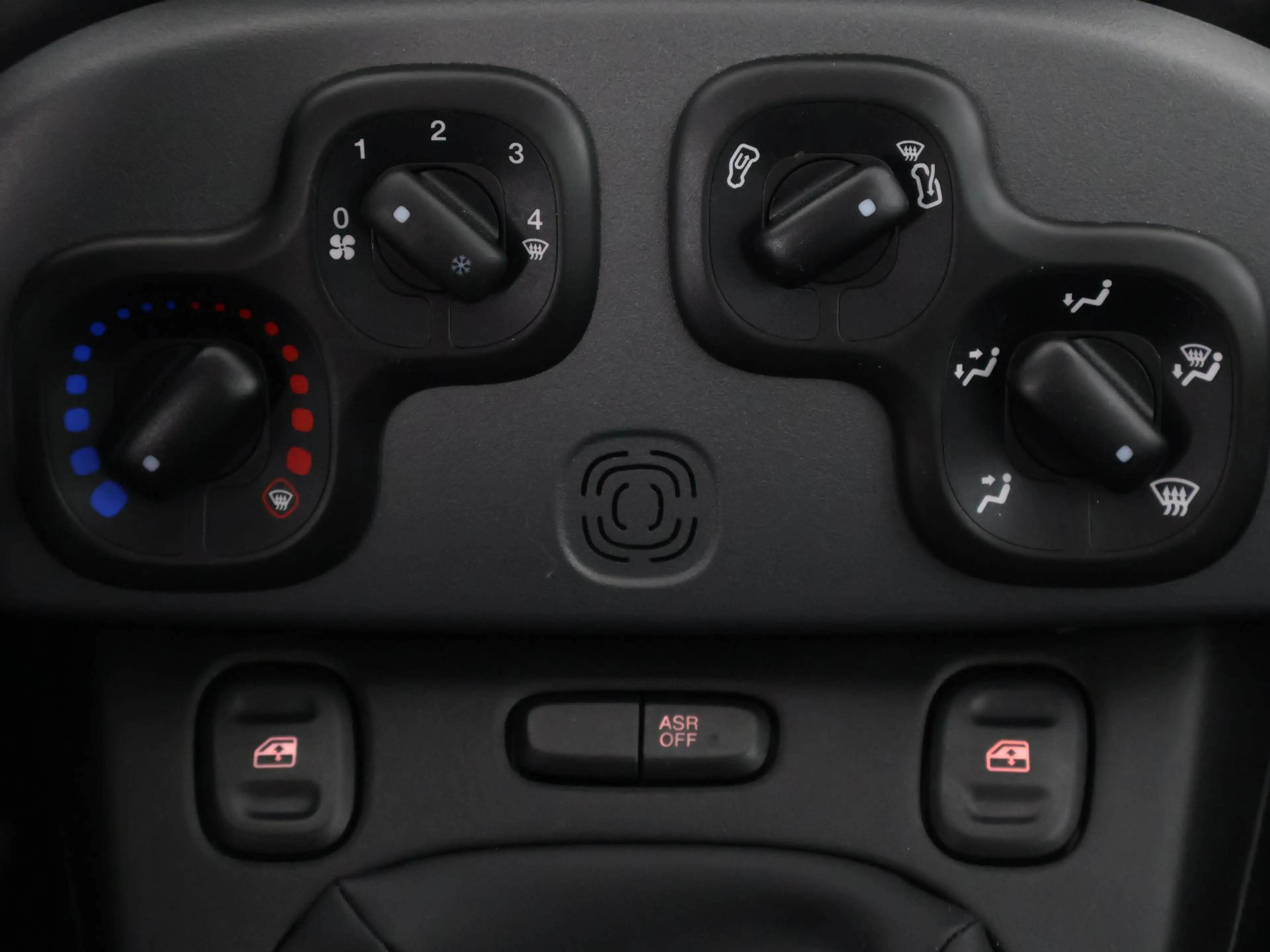 Fiat Panda 1.0 Hybrid City Life | Apple Carplay & AndroidAUTO — photo 9