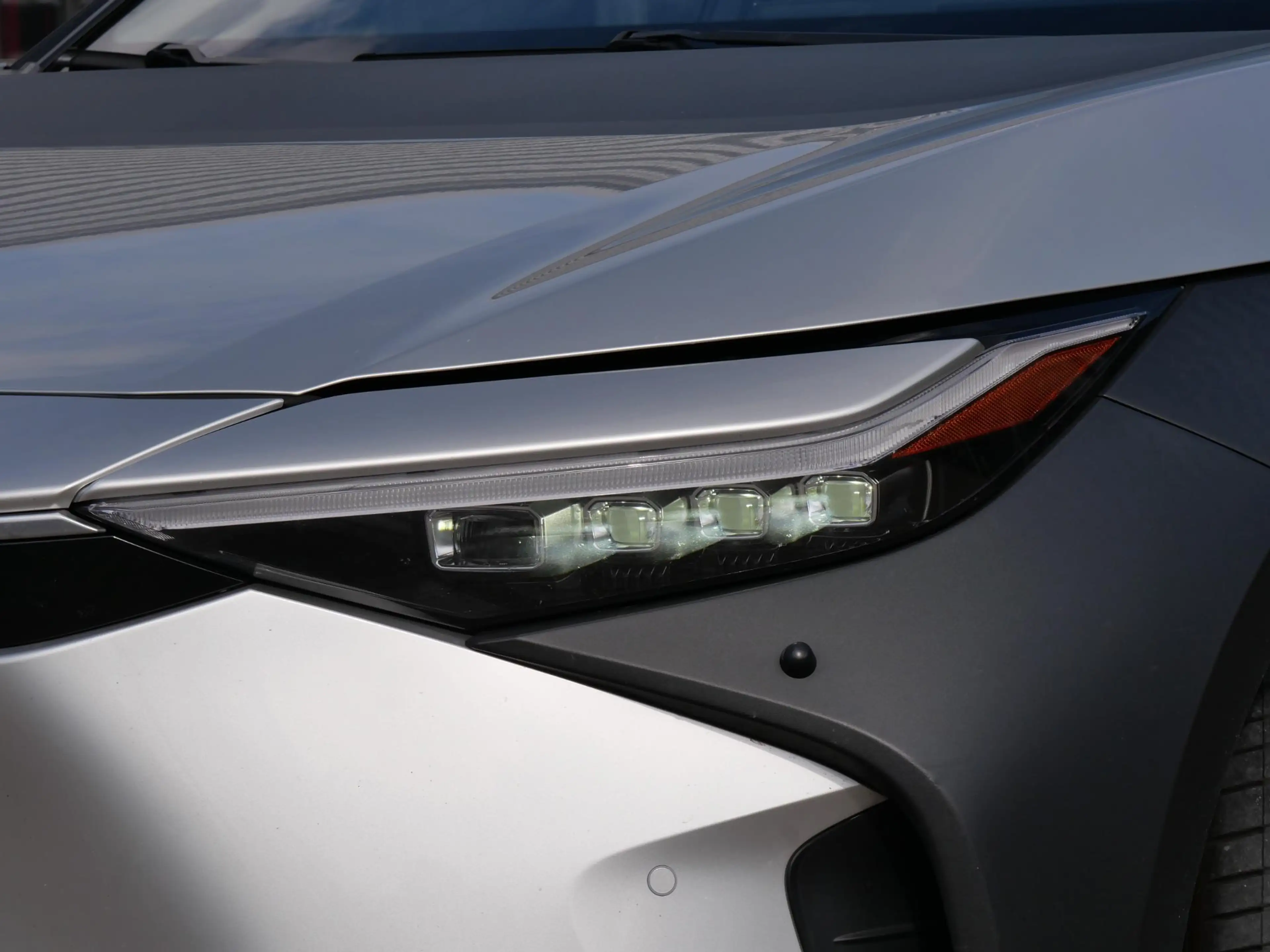 Toyota bZ4X 71kWh/ BI-TONE/ PANORAMADAK/ ELEKT. STOEL/ ELEKT. — photo 28