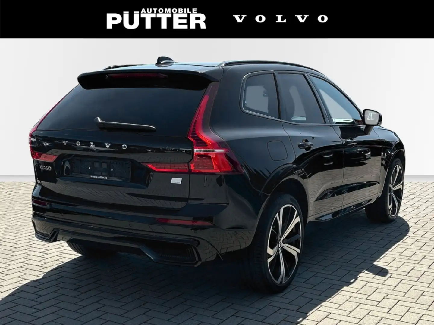 Volvo XC60 Recharge T6 AWD R-Design 21'' StandHZG HUD 360Kame Černá - 2