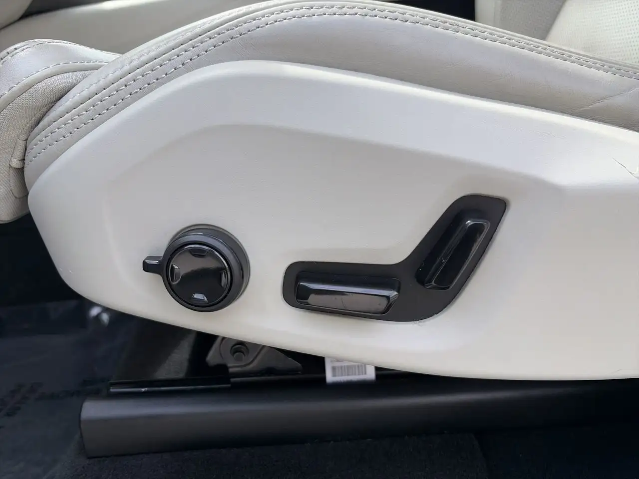 Volvo XC90 снимка Volvo XC90